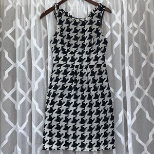 Casual business shakers dress